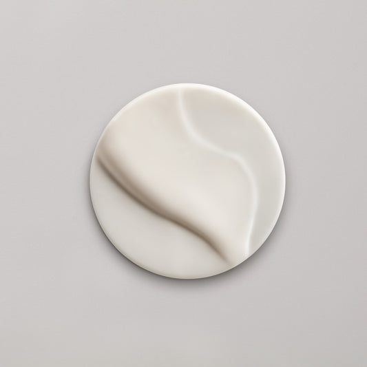 Body Balance Collageen Body Lotion – Luxe body lotion verrijkt met collageen voor een zijdezachte, gehydrateerde huid. Deze intensief voedende lotion helpt de huid te verstevigen, te hydrateren en te regenereren, terwijl het de elasticiteit bevordert voor een jeugdigere uitstraling. Het helpt de huidbarrière te versterken en bevordert de algehele huidgezondheid. Perfect voor dagelijks gebruik om de huid glad, soepel en stralend te houden. intensief voedend, verbeterde elasticiteit, en huidversteviging