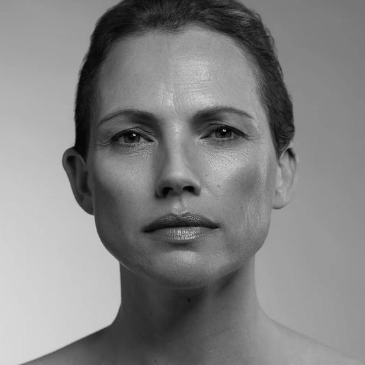 Menopauze en huidverzorging: zo blijft je huid stevig, vitaal en stralend