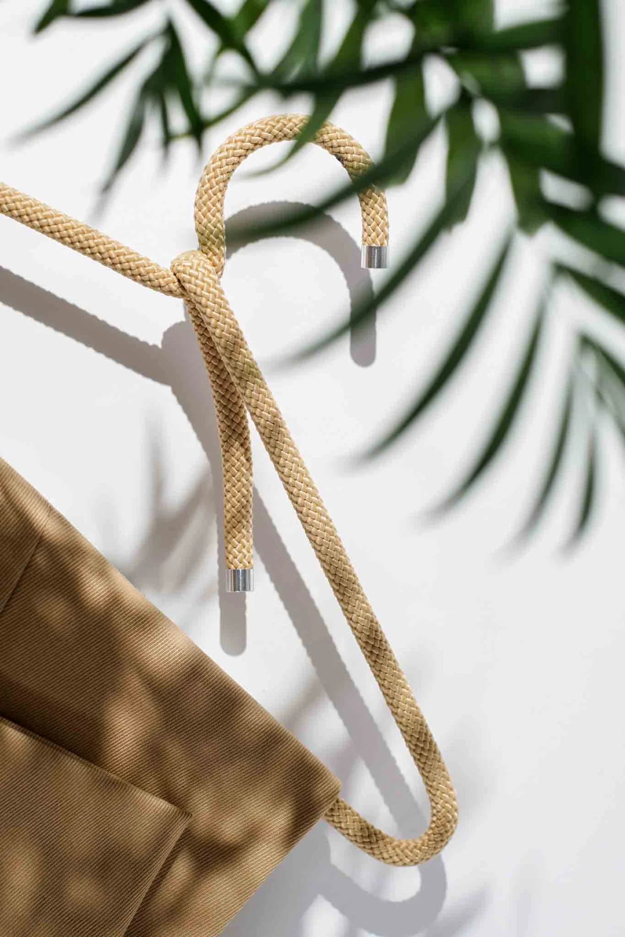 Luxe stalen hanger met textiel, krasvrij en anti-slip
Premium kledinghanger, duurzaam design uit Berlijn
Sterke hanger met stalen kern, ideaal voor zware jassen
Set anti-slip hangers, roestvrij en zacht voor stoffen
Minimalistisch hanger design van staal en PP touw