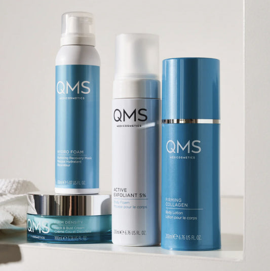 Body Foam 5% Fruitzuur – Verfrissende schuimformule met 5% fruitzuur voor een zijdezachte en stralende huid. Deze exfoliërende body foam helpt dode huidcellen te verwijderen, bevordert de celvernieuwing en maakt de huid zichtbaar gladder en egaler. Het fruitzuur in de formule zorgt voor een milde, maar effectieve peeling, waardoor je huid er gezonder en frisser uitziet. Ideaal voor dagelijks gebruik voor een diepe reiniging en een jeugdigere uitstraling.